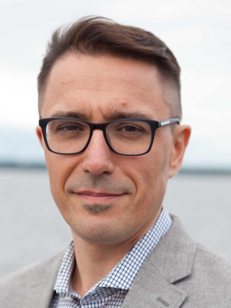 KULIC_Vladimir_web-768x1024